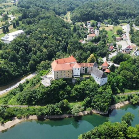 Ruralna Kuca Za Odmor Villa Pozun Ozalj Exterior foto