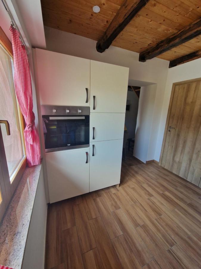 Ruralna Kuca Za Odmor Villa Pozun Ozalj Exterior foto